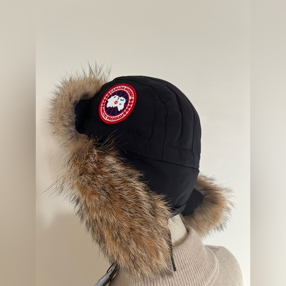Ladies / Dames Avaiator Hat Canada Goose real fur - Picture 9 of 14